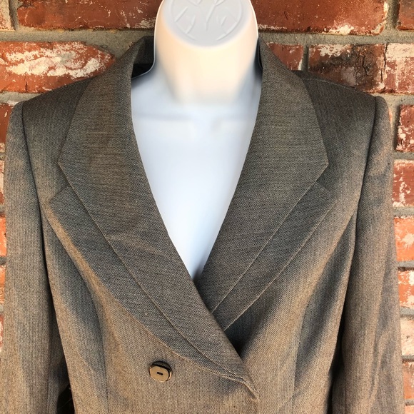 Tahari double breasted blazer size 6 - Picture 6 of 8